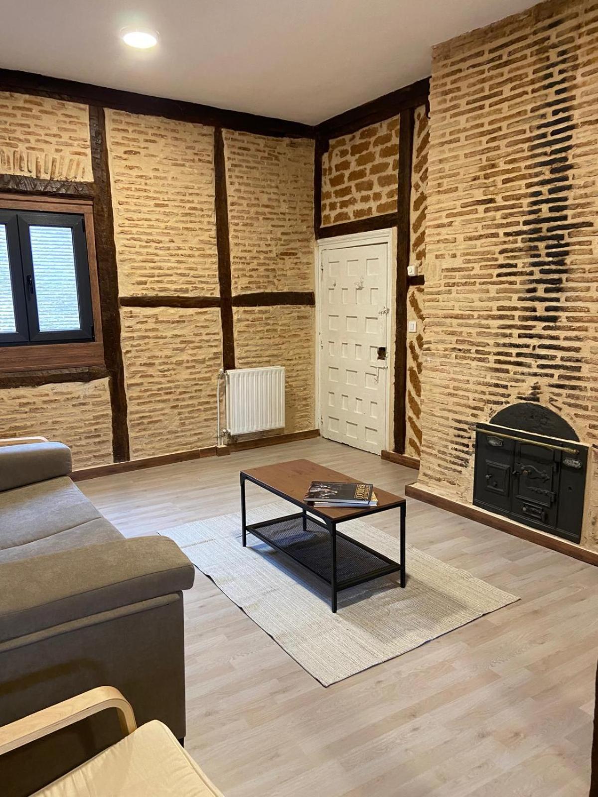 הוילה אל בורגו דל אוסמה La Casona De 1717 מראה חיצוני תמונה